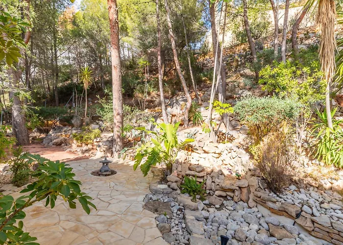 Macondo Hills Willa *