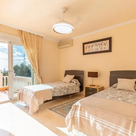 Macondo Hills